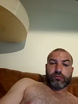 Snapshot of Akkie87 chatting on 05-25-26, 07:09 Akkie87 online show from 05-25-26, 07:09