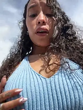 MarieLeon online show from 01-17-26, 06:44