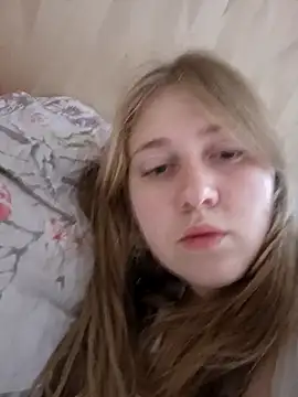 Snapshot of AnastasiaSky19 chatting on 10-27-25, 07:34 AnastasiaSky19 online show from 10-27-25, 07:34