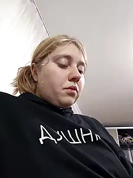 Snapshot of AnastasiaSky19 chatting on 10-29-25, 08:27 AnastasiaSky19 online show from 10-29-25, 08:27