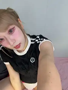 alice  1111 online show from 05-18-26, 02:40