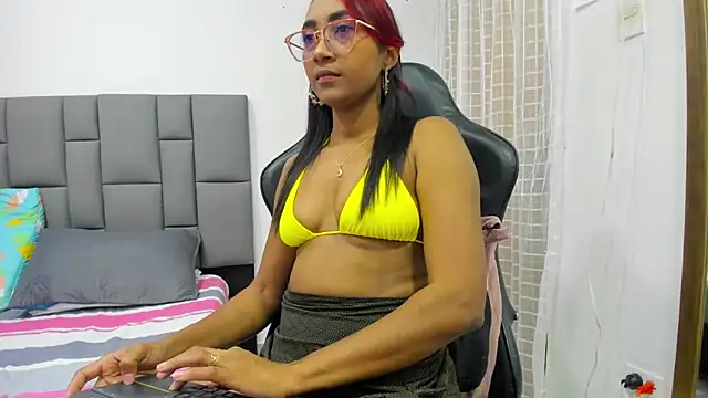 MurphyAngelina online show from 02-08-25, 01:43