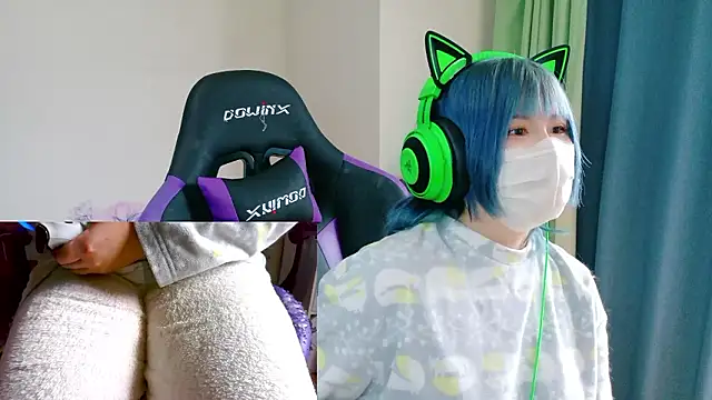 hazuki 8008 online show from 11-13-25, 02:10