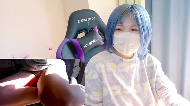 hazuki 8008 online show from 11-19-25, 02:33