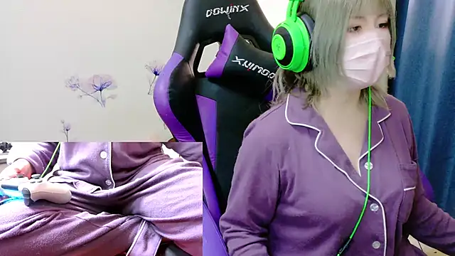 hazuki 8008 online show from 02-25-26, 01:15