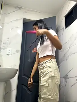 Arilw online show from 10-24-25, 12:01