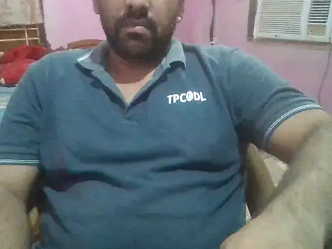 Snapshot of boyplay1000 chatting on 11-06-25, 06:58 boyplay1000 online show from 11-06-25, 06:58