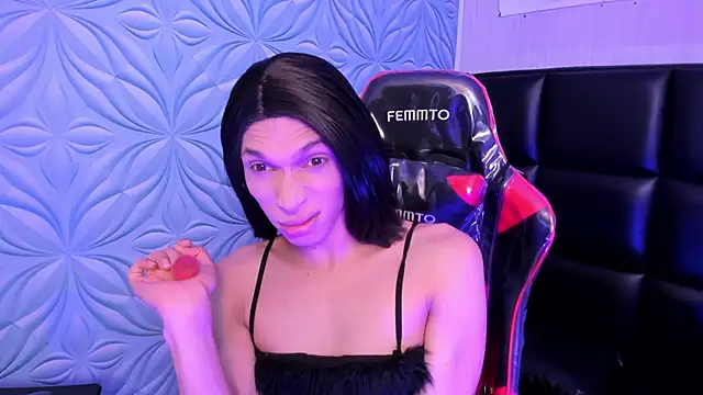 Milk max 18 online show from 10-24-25, 09:11