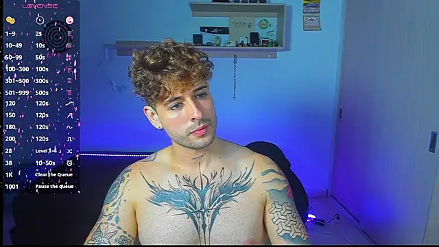 Snapshot of Ares_blue chatting on 05-23-26, 01:15 Ares blue online show from 05-23-26, 01:15