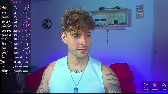 Snapshot of Ares_blue chatting on 05-25-26, 11:38 Ares blue online show from 05-25-26, 11:38