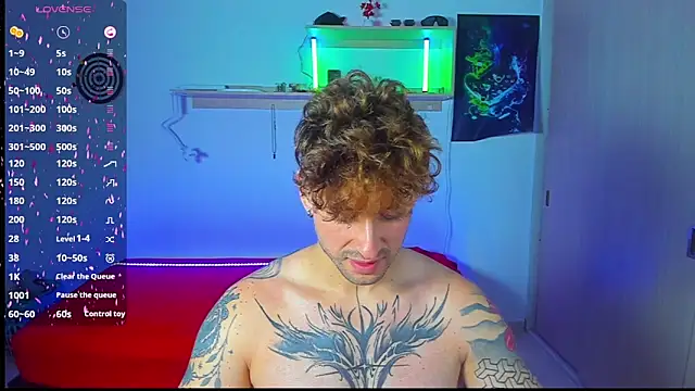 Snapshot of Ares_blue chatting on 05-30-26, 02:36 Ares blue online show from 05-30-26, 02:36