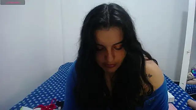 Snapshot of Laurenkenner_ chatting on 12-11-24, 10:16 Laurenkenner online show from 12-11-24, 10:16
