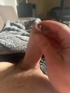 Snapshot of Andy-370 chatting on 04-09-26, 02:00 Andy-370 online show from 04-09-26, 02:00