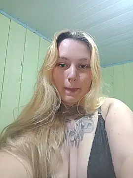 Snapshot of Aninhababyy chatting on 07-11-26, 02:53 Aninhababyy online show from 07-11-26, 02:53