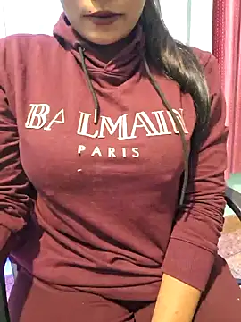 Snapshot of N-Natasha chatting on 12-30-24, 11:17 N-Natasha online show from 12-30-24, 11:17