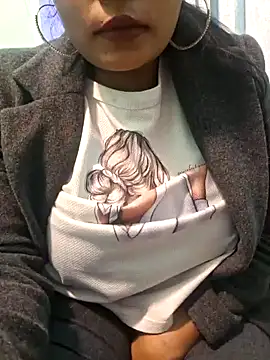 Snapshot of N-Natasha chatting on 01-01-25, 06:06 N-Natasha online show from 01-01-25, 06:06