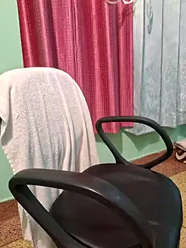 Snapshot of N-Natasha chatting on 01-11-25, 01:48 N-Natasha online show from 01-11-25, 01:48