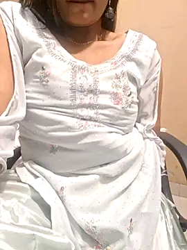 Snapshot of N-Natasha chatting on 02-21-25, 02:50 N-Natasha online show from 02-21-25, 02:50