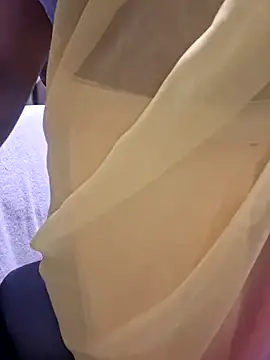 Snapshot of N-Natasha chatting on 02-26-25, 05:28 N-Natasha online show from 02-26-25, 05:28