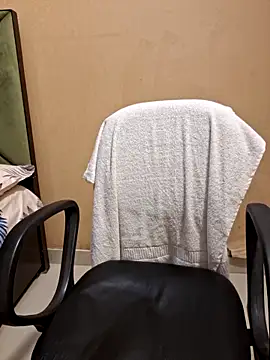 Snapshot of N-Natasha chatting on 03-09-25, 02:10 N-Natasha online show from 03-09-25, 02:10