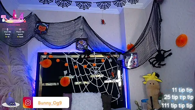 Bunny O online show from 10-14-25, 08:53