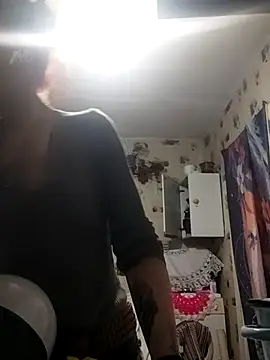 SweetLeila40 online show from 03-25-26, 09:21