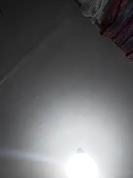 SweetLeila40 online show from 04-08-26, 05:35