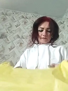 SweetLeila40 online show from 04-21-26, 03:17