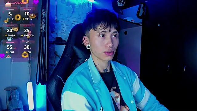 Snapshot of juniior_2311_ chatting on 03-17-25, 08:51 juniior 2311 online show from 03-17-25, 08:51