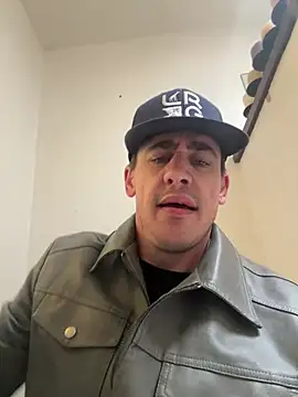DamienSliick online show from 06-19-26, 04:55