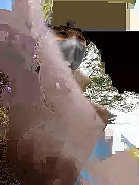 Snapshot of Gen-4422 chatting on 10-25-25, 05:37 Gen-4422 online show from 10-25-25, 05:37