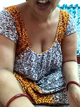 MUMTAJ-1 online show from 04-15-26, 01:56