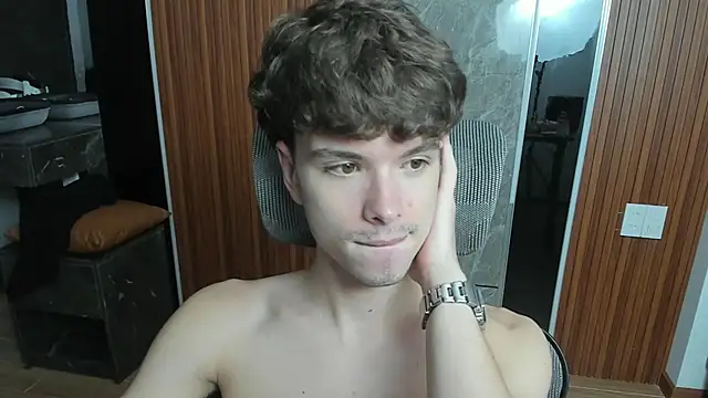 Snapshot of calvin_love_you chatting on 05-27-26, 04:37 calvin love you online show from 05-27-26, 04:37
