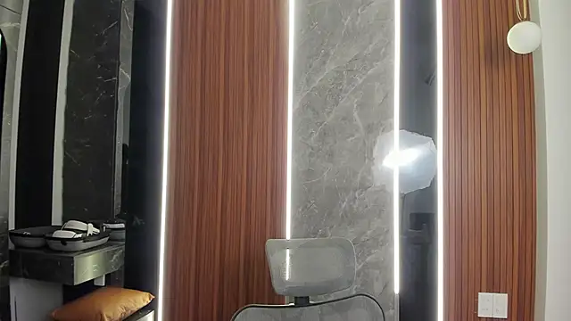 Snapshot of calvin_love_you chatting on 05-31-26, 06:09 calvin love you online show from 05-31-26, 06:09