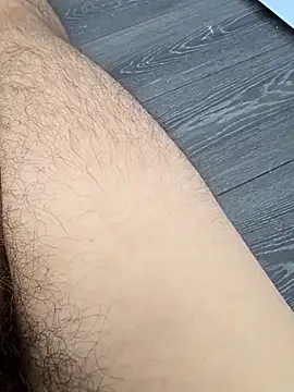 Snapshot of hungarian_dick chatting on 03-08-25, 10:54 hungarian dick online show from 03-08-25, 10:54