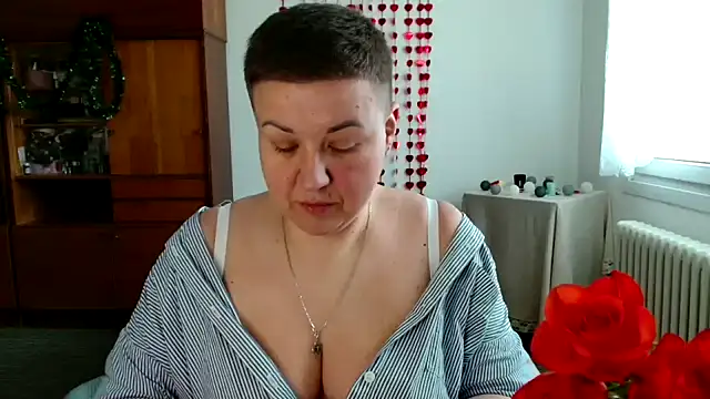 Snapshot of Annet1912 chatting on 02-02-25, 10:57 Annet1912 online show from 02-02-25, 10:57