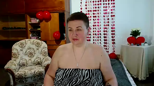 Snapshot of Annet1912 chatting on 02-14-25, 12:47 Annet1912 online show from 02-14-25, 12:47