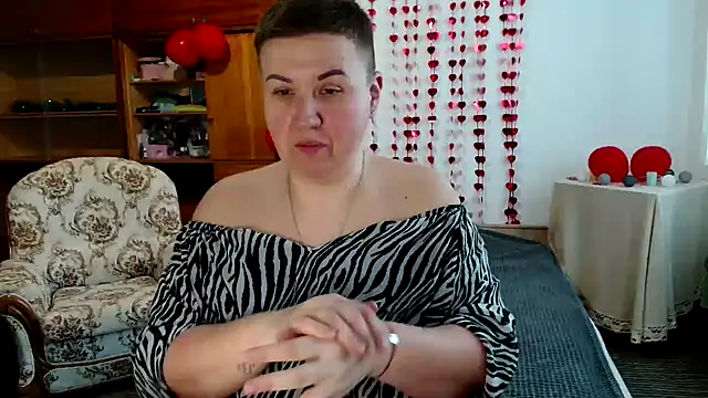 Snapshot of Annet1912 chatting on 02-21-25, 09:34 Annet1912 online show from 02-21-25, 09:34