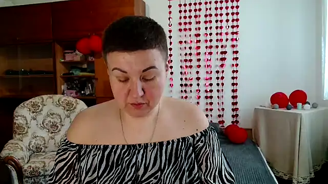 Snapshot of Annet1912 chatting on 02-25-25, 09:42 Annet1912 online show from 02-25-25, 09:42