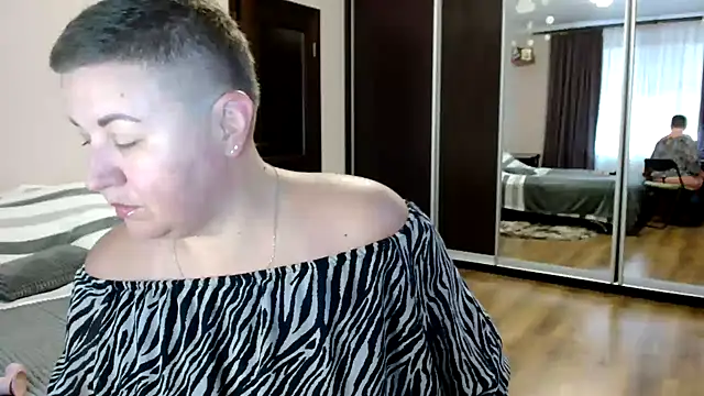 Annet1912 online show from 10-28-25, 12:30