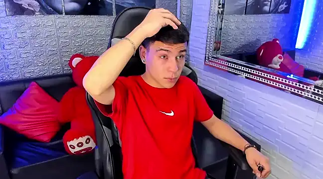 salvadorgomezx online show from 01-10-25, 08:04