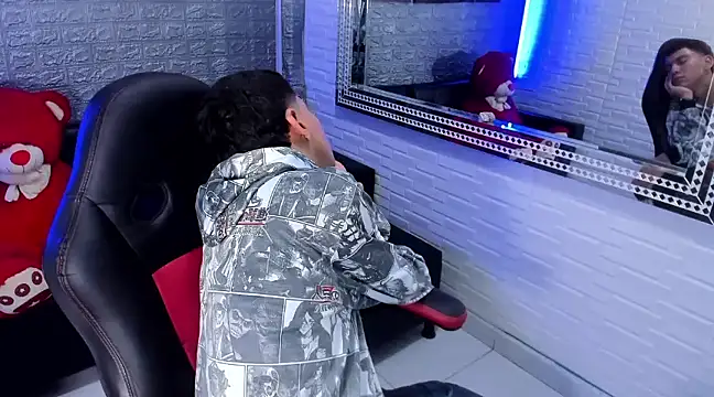 salvadorgomezx online show from 01-24-25, 09:39