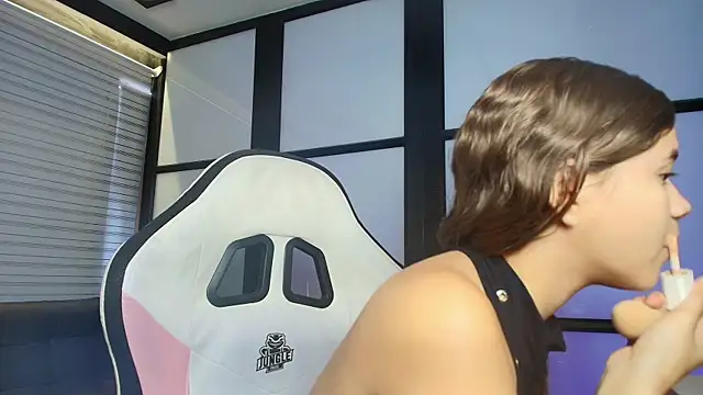 PaigeJayden online show from 03-06-25, 08:37