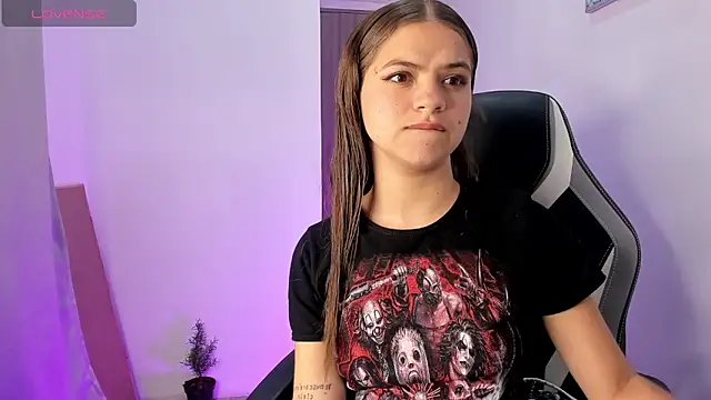 PaigeJayden online show from 10-28-25, 03:21