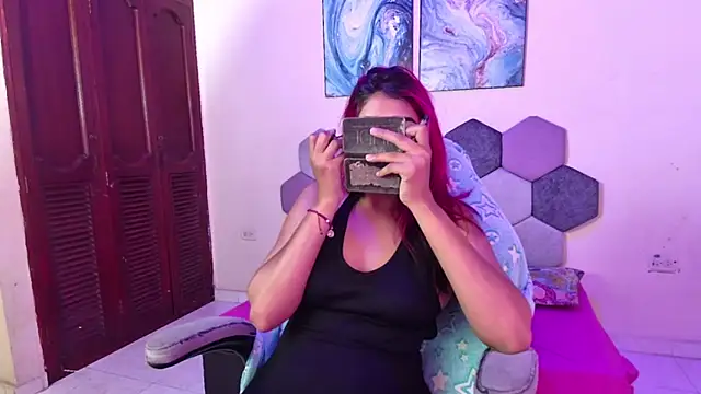 Horny tgn online show from 10-01-25, 05:41