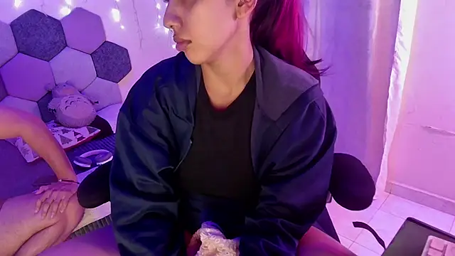 Horny tgn online show from 11-29-25, 06:22