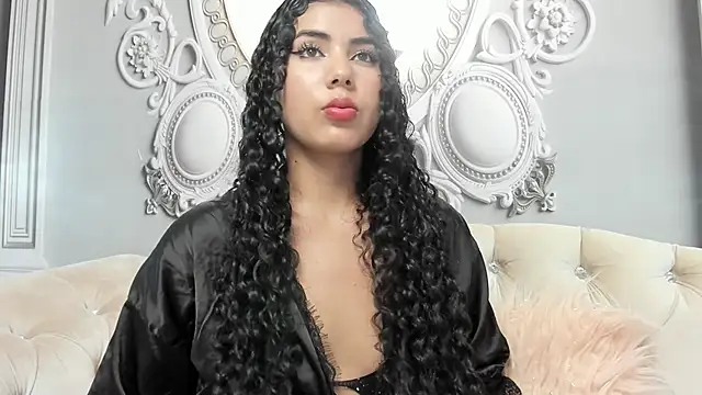 Snapshot of joselyn_sexy_ chatting on 01-15-25, 12:51 joselyn sexy online show from 01-15-25, 12:51