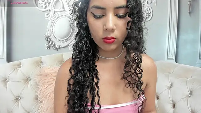 Snapshot of joselyn_sexy_ chatting on 02-26-25, 12:38 joselyn sexy online show from 02-26-25, 12:38