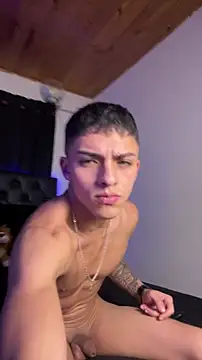 James1lee  online show from 10-31-25, 04:46