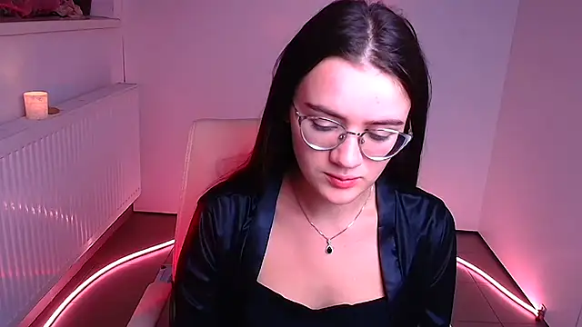 Snapshot of Josephine_jo chatting on 12-07-24, 01:03 Josephine jo online show from 12-07-24, 01:03
